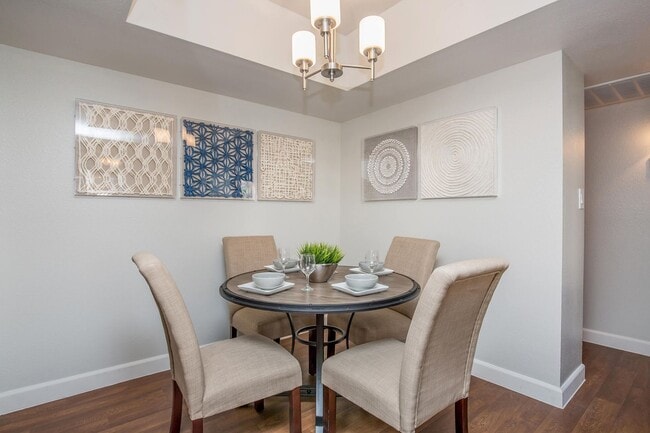 Interior Photo - Sun Creek