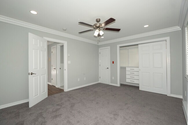 Foto del edificio - Fairfield Knolls at West Babylon