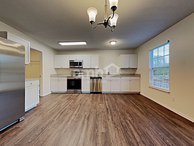 Building Photo - 3122 Earlswood Ln