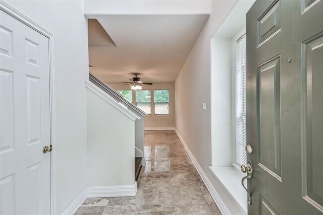 Building Photo - 106 N Camellia Grove Cir