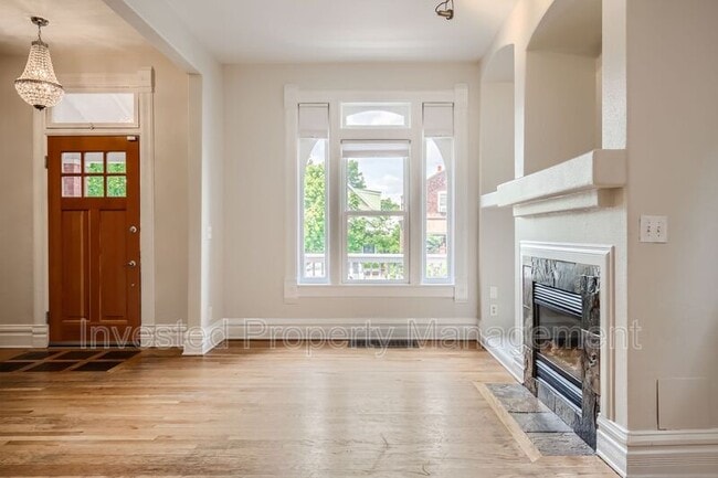 Building Photo - 2534 Franklin St