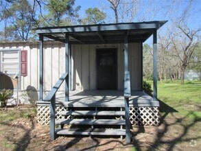 Building Photo - 33 Hall Dr N