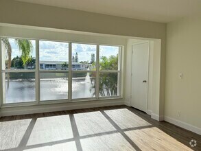 Building Photo - 1340 NW 18th Ave