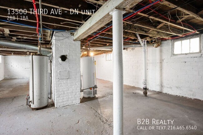 Building Photo - 13500 THIRD AVE-DN unit