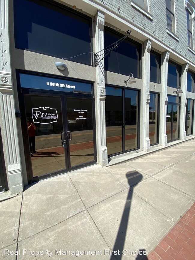 Building Photo - 6 br, 3 bath House - 9 N 9th Street