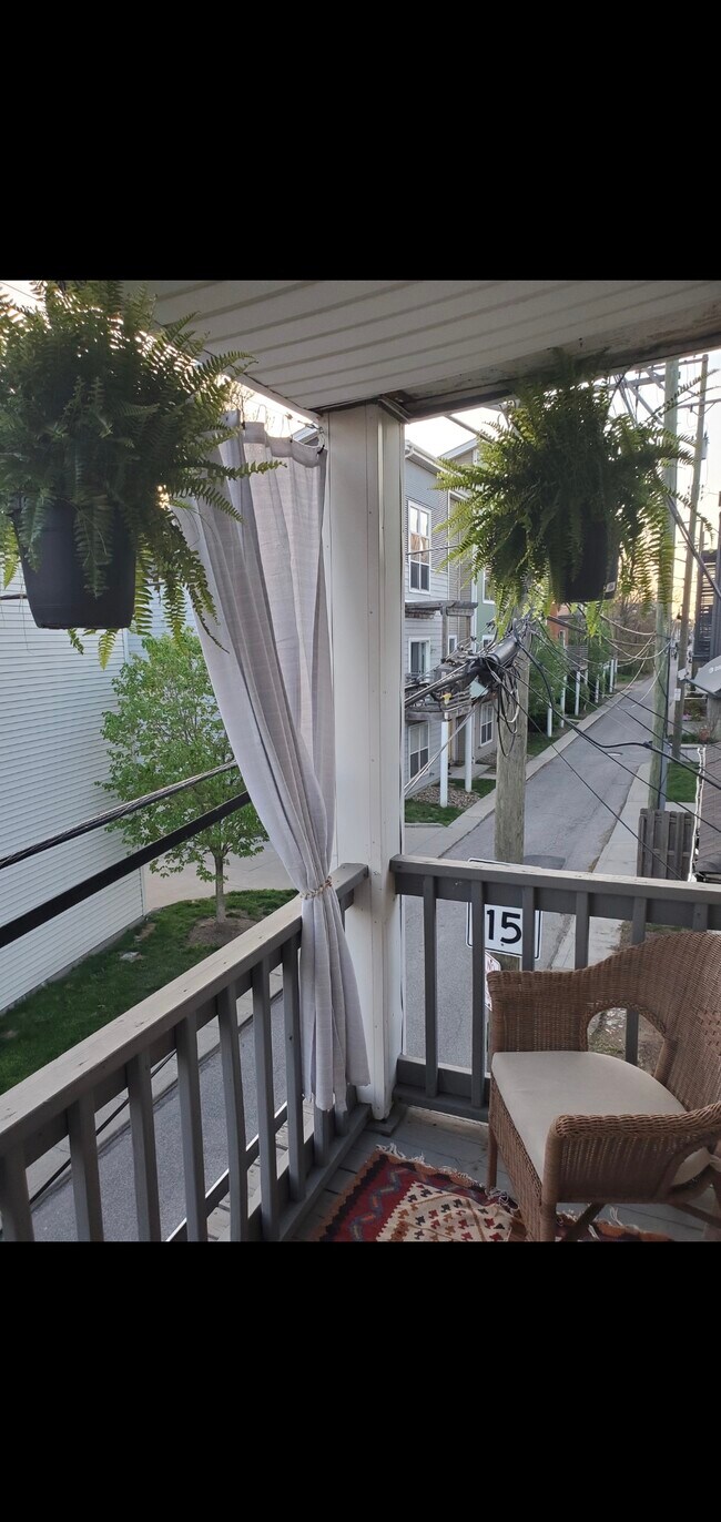 Foto del edificio - 2527 Thurman Ave