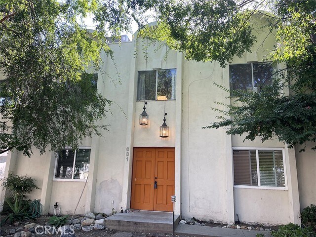 Primary Photo - 631 Harvard Ave N