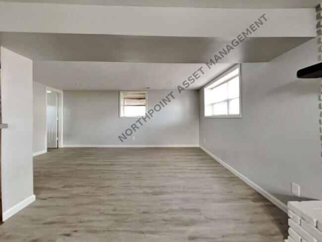 Foto del edificio - 12944 W 99th St