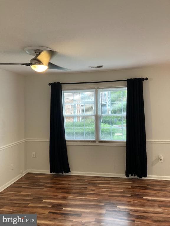 Foto del edificio - 9075 Silver Maple Ct