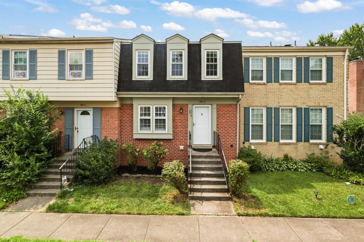 Primary Photo - 9913 Longford Ct