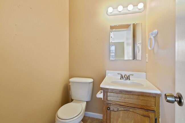 Building Photo - 3 bedroom Home near LSU