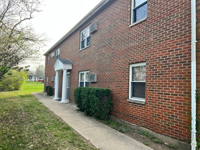 Building Photo - 5271 Hester Rd