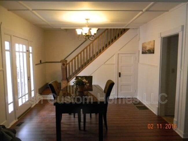 Foto del edificio - 135 W 3rd St