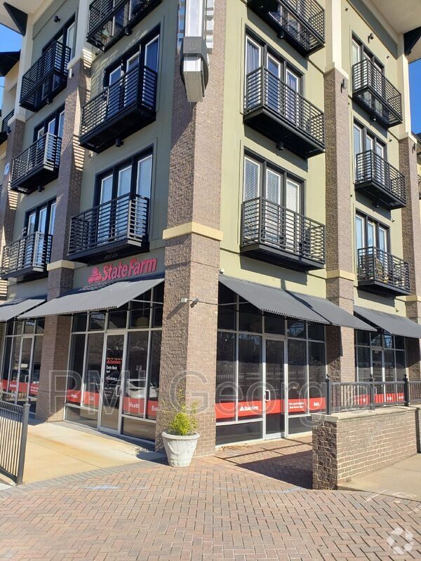 Building Photo - 5300 Peachtree Rd