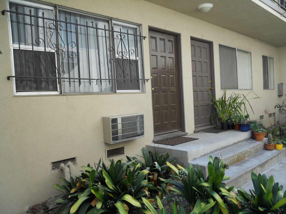 front door - 11522 Ohio Ave