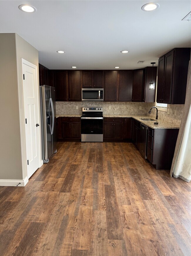 Foto del edificio - 29493 Walnut Valley Ct