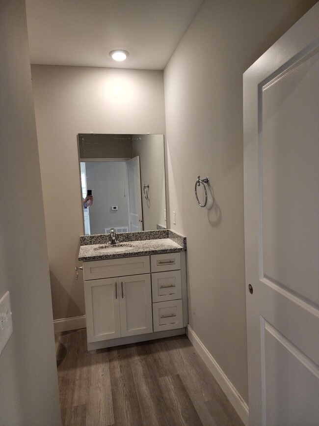 Building Photo - New Construction--2 Bed 2 Bath