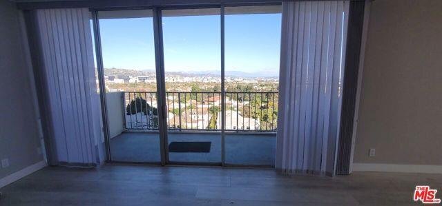 Foto del edificio - 2170 Century Hill, Los Angeles, CA 90067 -...