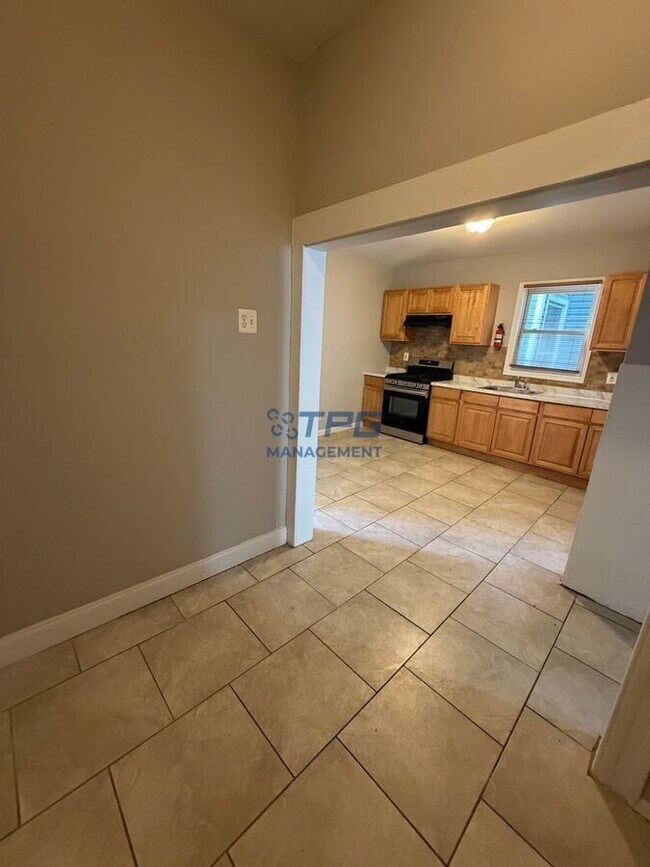 Photo - 76 Halstead St Apartment
