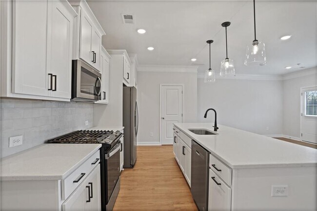 Building Photo - 1915 Allagash Ln