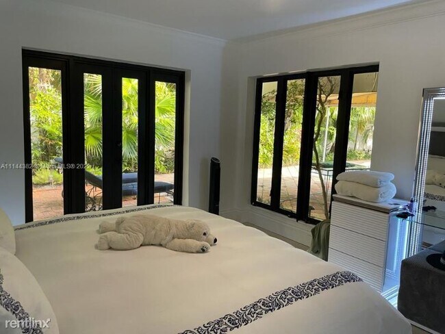 Foto del edificio - 3 br, 3 bath House - 1840 Cleveland Rd