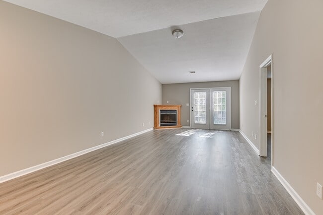 Building Photo - 7028 Reagan Cir