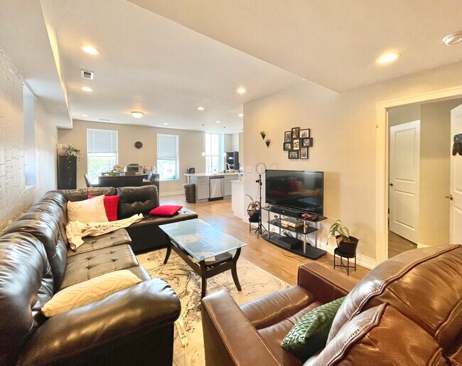 Foto del edificio - 2620 W Cermak Rd
