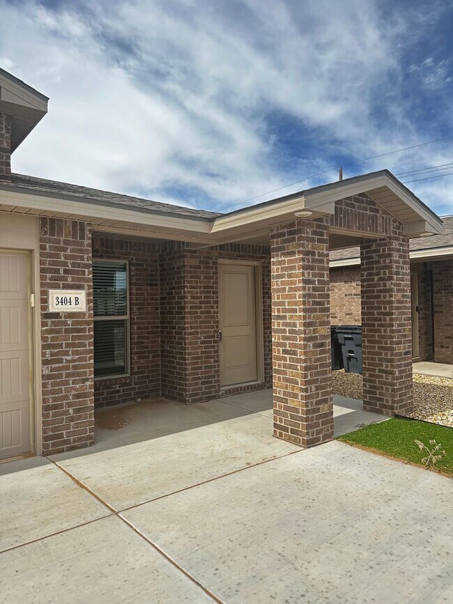Foto del edificio - 3404 Tiffin Ave