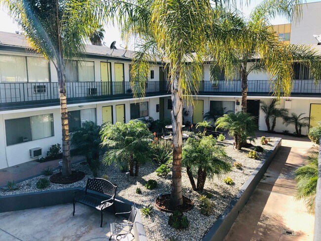 Building Photo - Westmont Apartments LLC