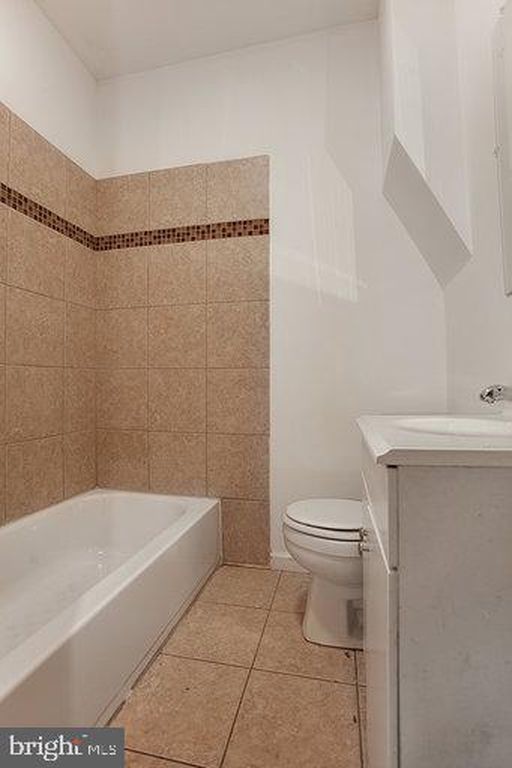 Foto del edificio - 2256 N Sydenham St