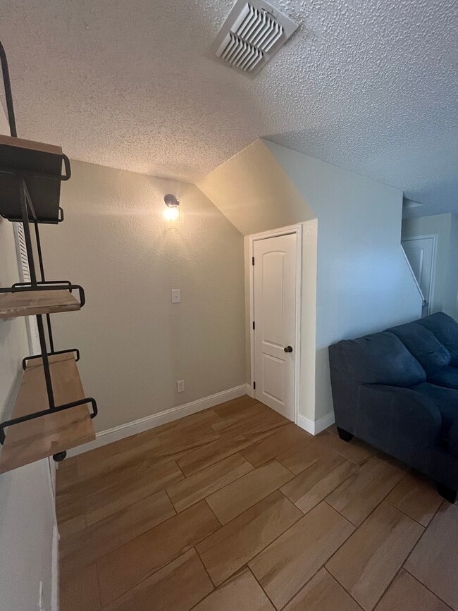 Building Photo - 1600 Martinsville St