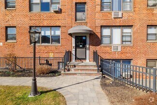 Building Photo - 1 Jefferson Ave