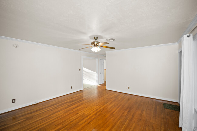Foto del edificio - 456 N Section St