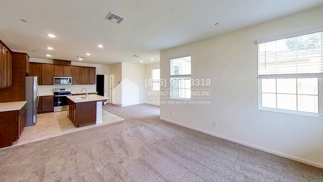 Building Photo - 6195 Paseo de Harris