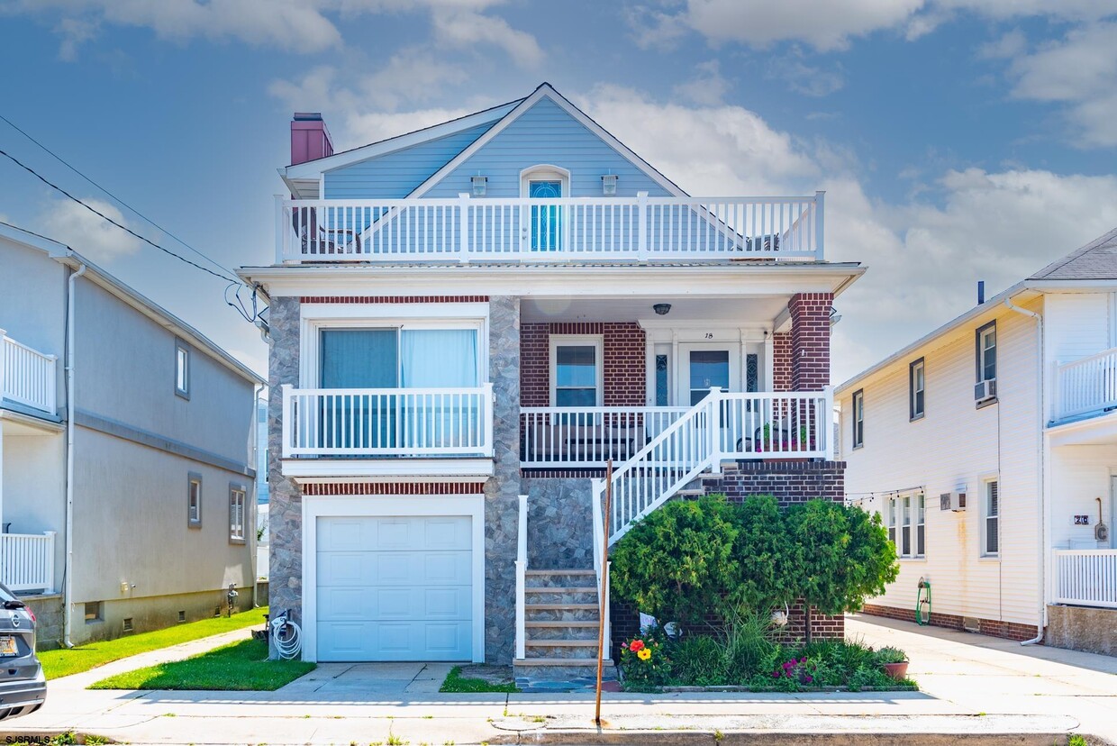 Primary Photo - 18 N Melbourne Ave