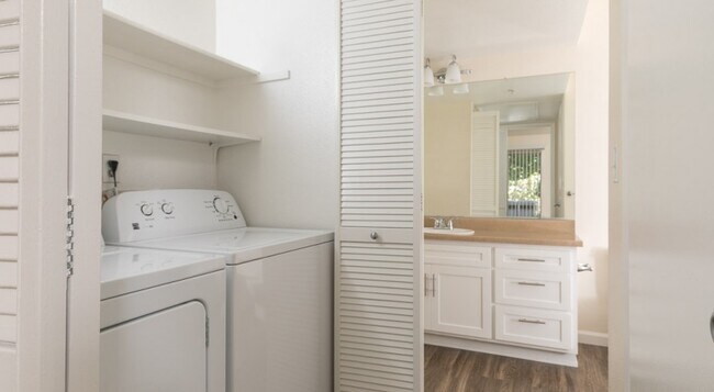 Foto del edificio - Capitol View Apartments