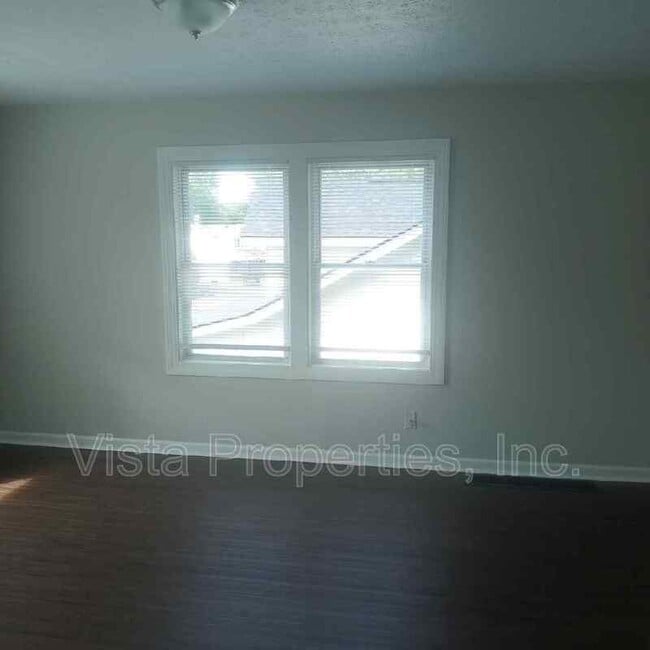 Foto del edificio - 301 N 41st St