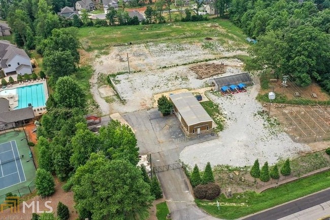 Building Photo - 4965 Braselton Hwy
