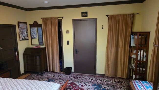 Dormitorio principal - 1415 W 49th St