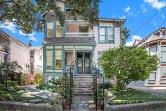 Building Photo - 1231 Park Ave E