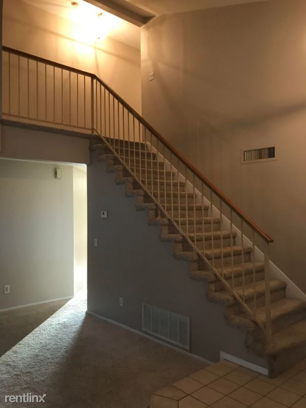 Foto del edificio - 4 br, 2.5 bath House - 3123 E Redwood Ct