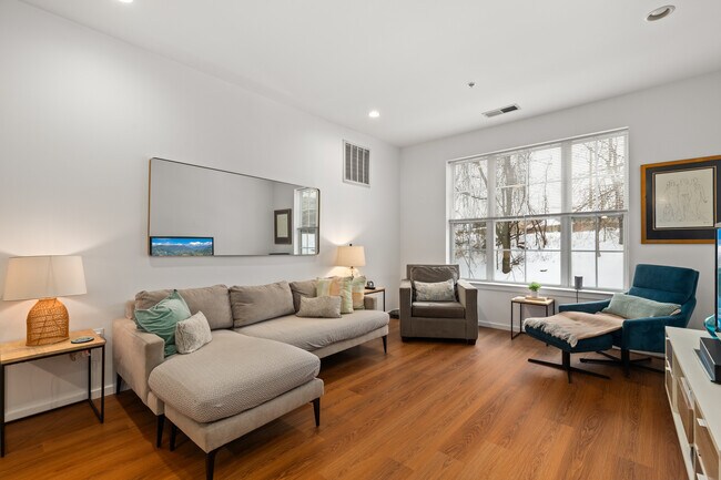 Foto del edificio - 443 2nd St