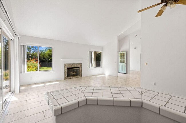 Building Photo - 43250 Via Magellan Dr