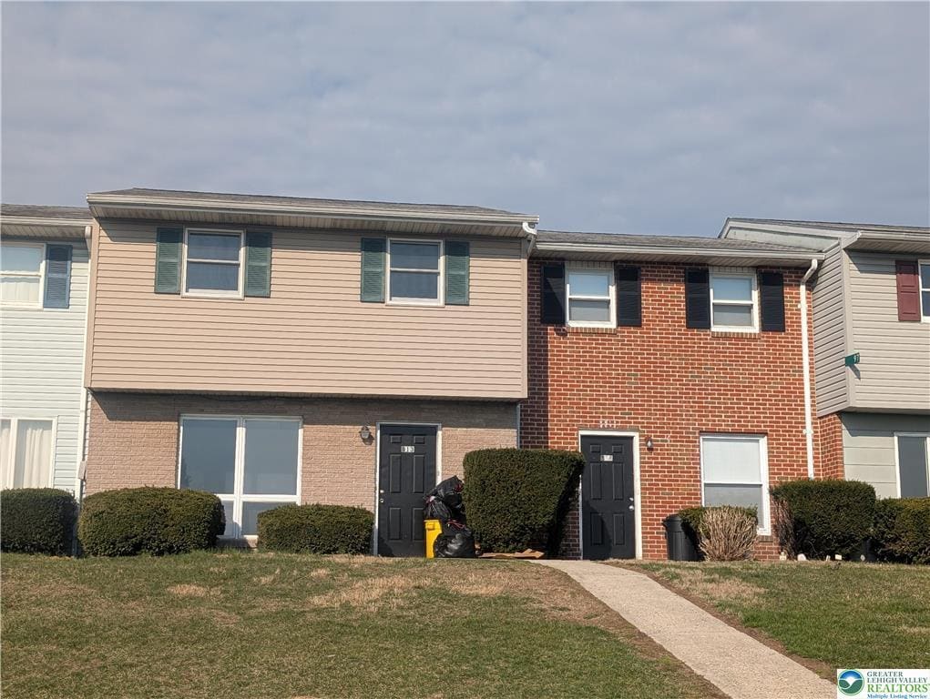 Building Photo - 97 E Hillcrest Ln