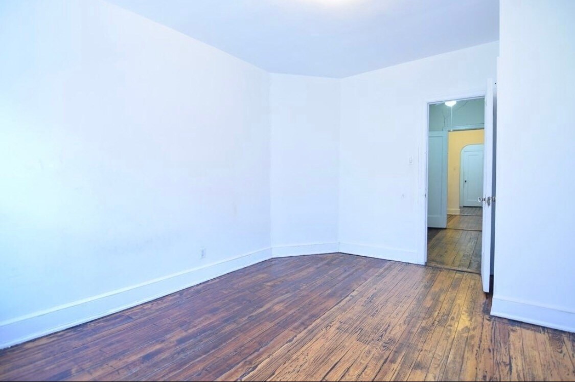 Building Photo - 407 East 77th Street