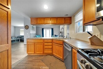 Building Photo - 44329 Sancroft Ave