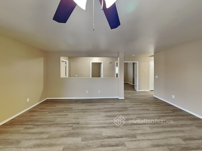 Building Photo - 11333 E Elena Ave