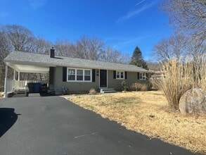 Building Photo - 67 Noank Ledyard Rd