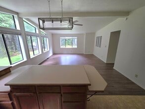 Building Photo - 20835 Valsetz Rd