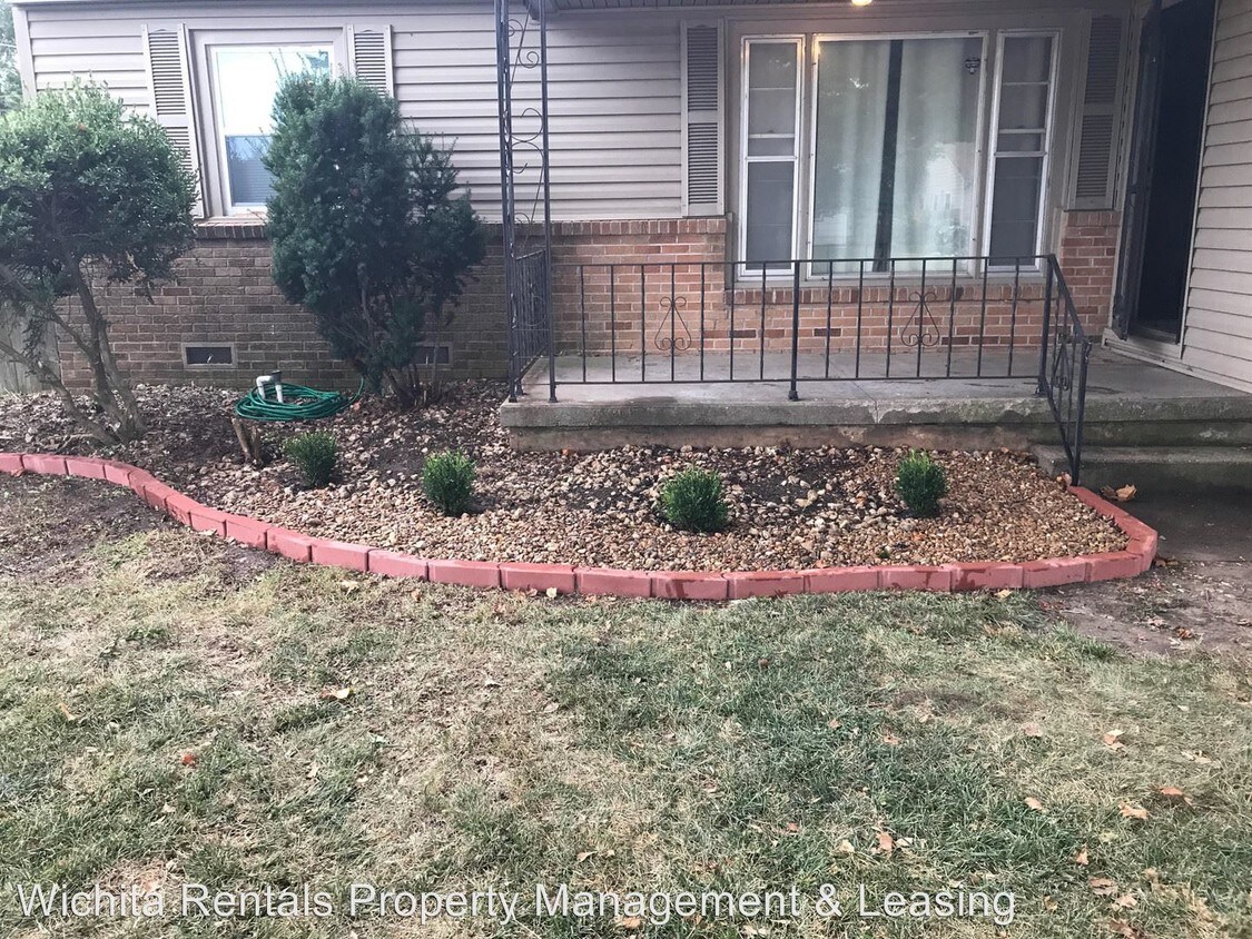 Foto principal - 3 br, 1 bath House - 1703 W. Dallas